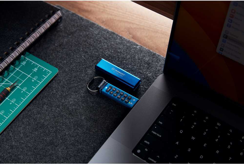 Kingston IronKey klaviatūra 200 256 GB USB-C AES Encrypted