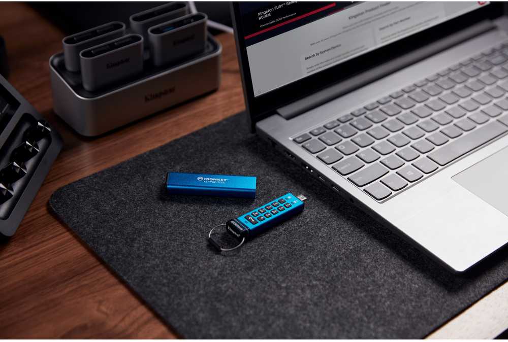 Kingston IronKey klaviatūra 200 256 GB USB-C AES Encrypted