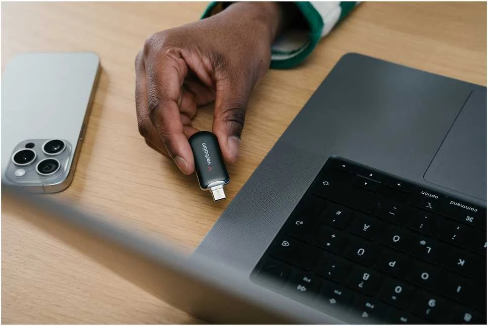 Pendrive Verbatim Plectra 64GB USB-C juodos spalvos 30224