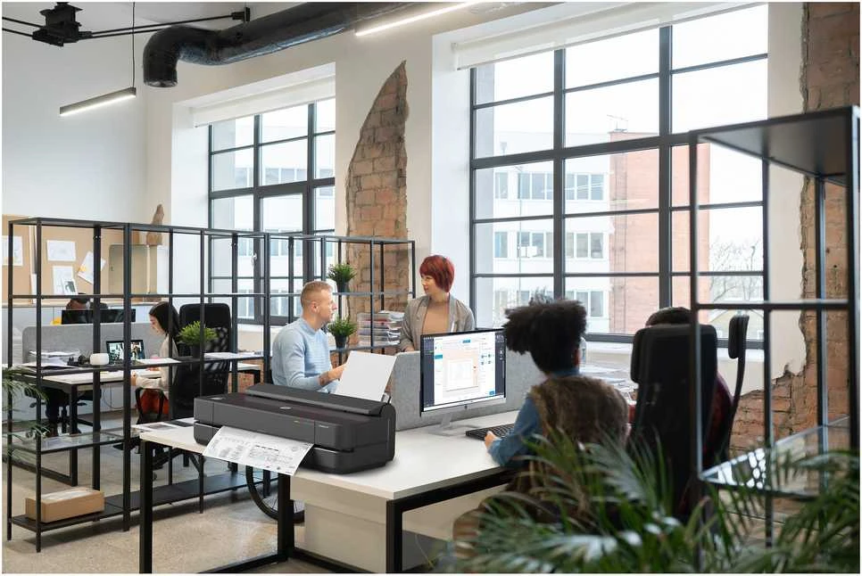 HP DesignJet T870 ploteris - 610 mm (24 colių) didelio formato spausdintuvas - spalvotas - rašalinis - A1 ritinėlis (61,0 cm x 91,4 m) - 2400 x 1200 dpi - iki 0,35 min./puslapis (nespalvotas) / iki 0,35 min./puslapis (spalvotas) - USB 2.0, gigabito LAN, Wi-Fi(n) - pjaustytuvas