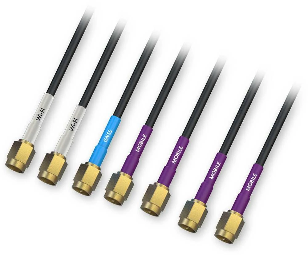Teltonika 5G COMBO MIMO MOBILI/GNSS/WIFI STOGO SMA ANTENA | PR1KC640 | Tvirtinama varžtais | Stiprinimas 4 dB | 0,617 - 0,960 / 1,710 - 2,690 / 2,900 - 4,200, 1,164 - 1,300 / 1,559 - 1,610, 2,400 - 2,4835 / 4,900 - 5,925 GHz | Antenos jungties tipas: SMA kištukas