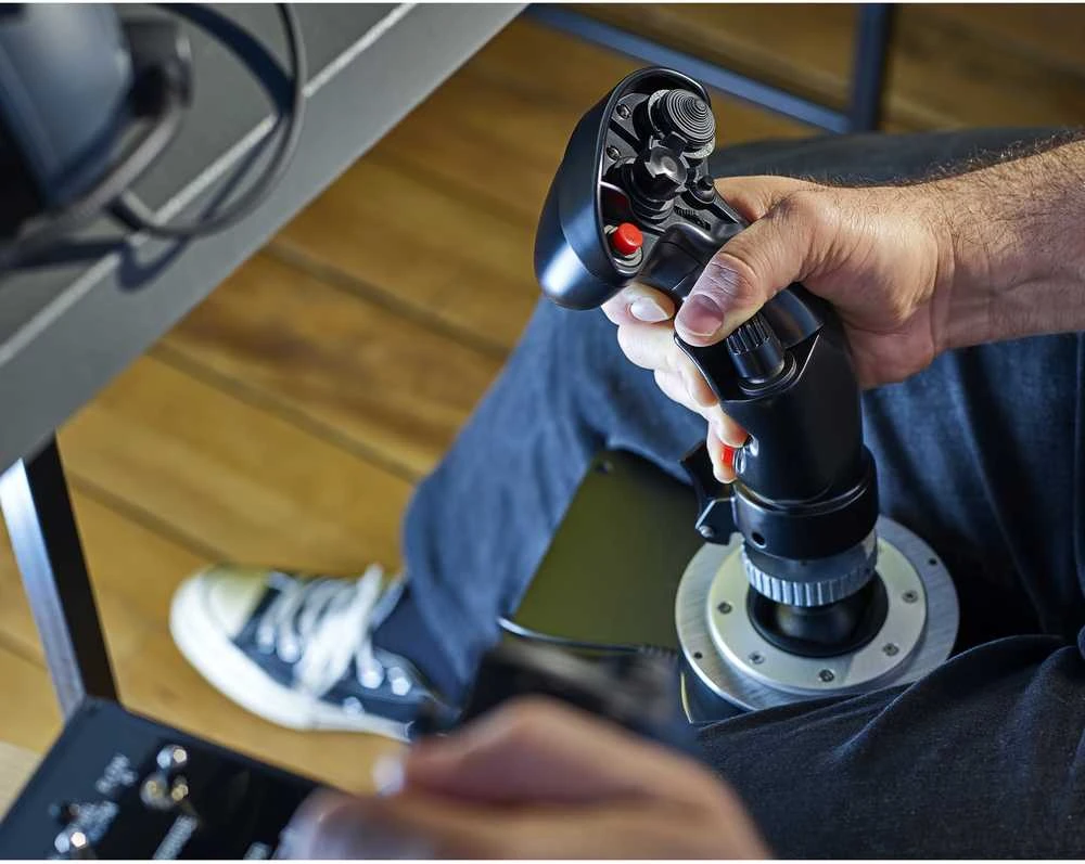 „Thrustmaster“ Vairalazdė F/A-18C „Hornet“