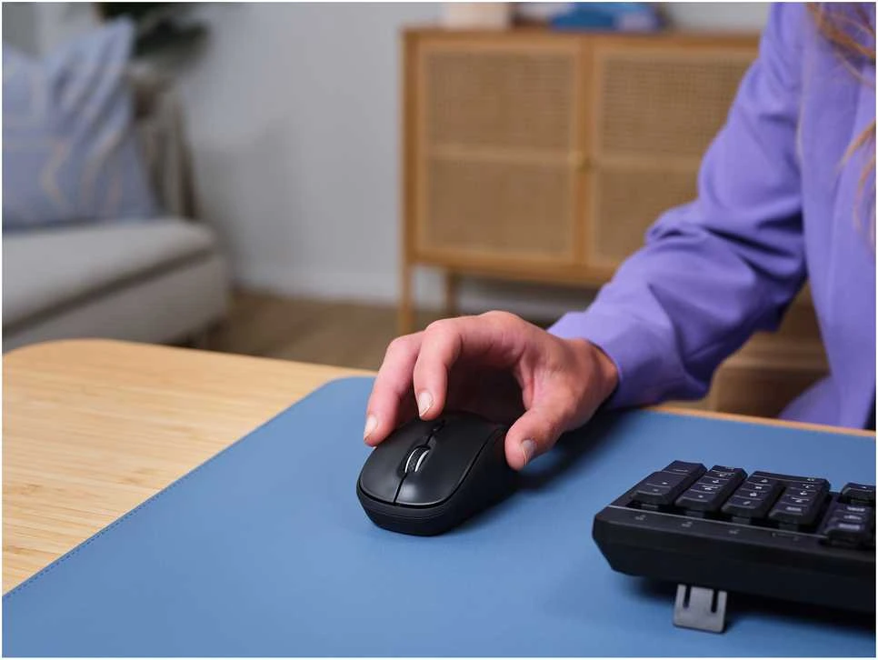 Fusion Accessories YVI+ MULTI-DEVICE belaidė Pelė - Juodas