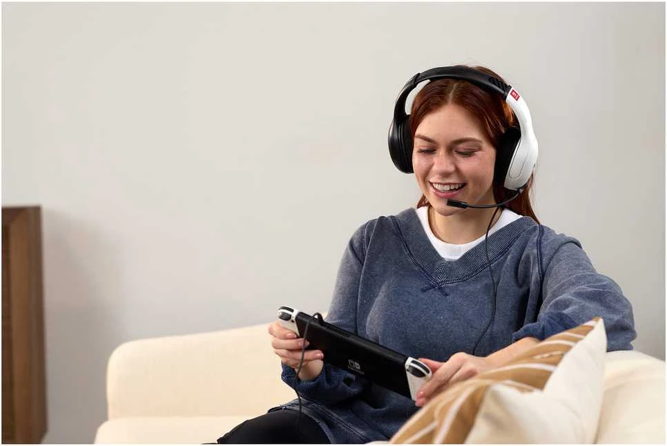 Turtle Beach | Ausinės | Airlite Fit Nintendo Switch | su laidu | Over-Ear | Mikrofonas | Juodas/Baltas