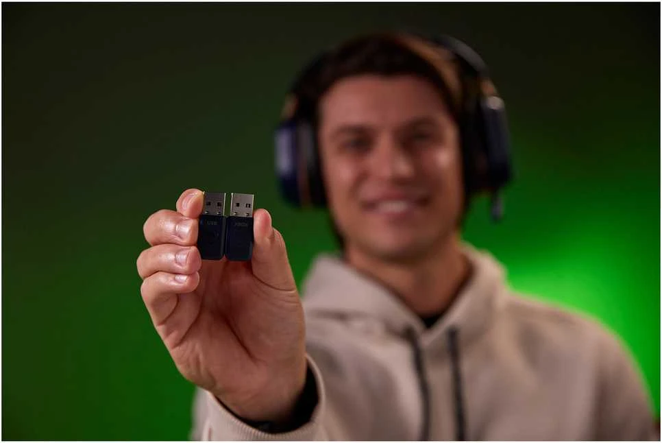 Turtle Beach Stealth 700 Gen 3 Belaidės „XBOX“ žaidimų ausinės | Kobaltas