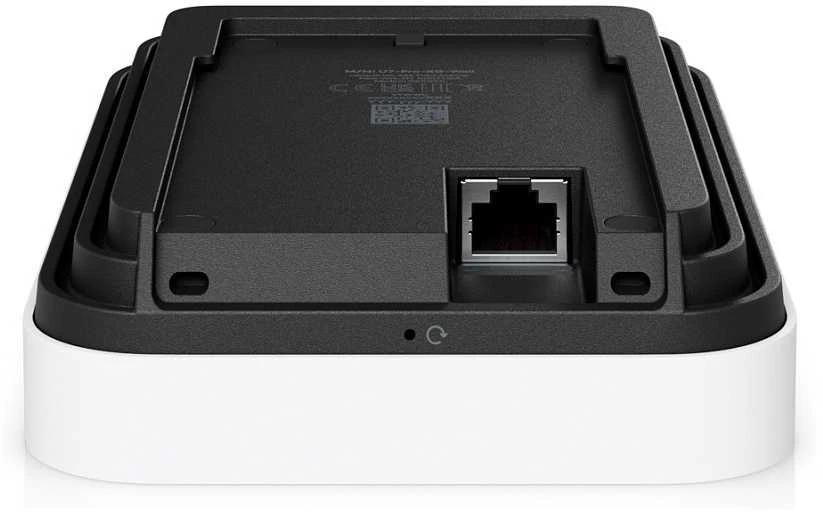Maršrutizatorius Ubiquiti Prieigos taškas UniFi U7-Pro-XG-Wall Baltas 802.11be WiFi 7 (su PoE adapteriu) Be/be PoE adapterio