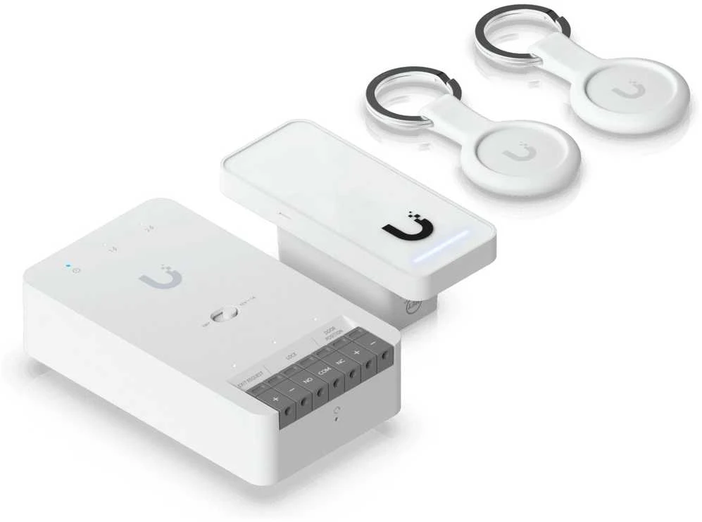 „UBIQUITI G3“ PRADINIŲJŲ RINKINYS. PAPRASTAS, VISKAS VIENAME RINKINYS, SKIRTAS VIENOMS DURIMS VALDYTI VIENU SKAITYTUVU. PALAIKO SKLANDŲ NUSTATYMĄ IR „APPLE TOUCH PASS“, KAD SKIRTA MODERNIAI IR SAUGIAI PRIEIGOS KONTROLEI.