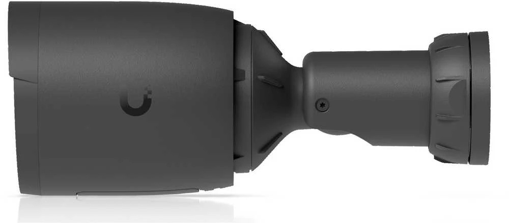 UBIQUITI UVC-G6-Pro-Bullet-B Visoms oro sąlygoms pritaikyta 4K PoE+ kamera su „Multi-TOPS“ dirbtinio intelekto varikliu, 2,36 karto optiniu priartinimu ir dideliu 1/1,2 colio CMOS jutikliu, užtikrinančiu išskirtinį aiškumą esant prastam apšvietimui ir didelio nuotolio IR naktinį matymą.