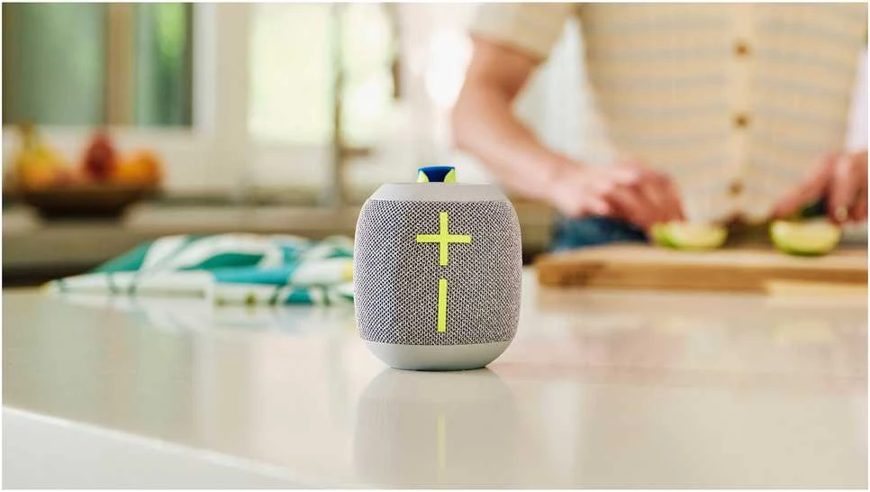 Logitech „Ultimate Ears UE WONDERBOOM 4“ džiaugsmingos ir ryškios ausinės