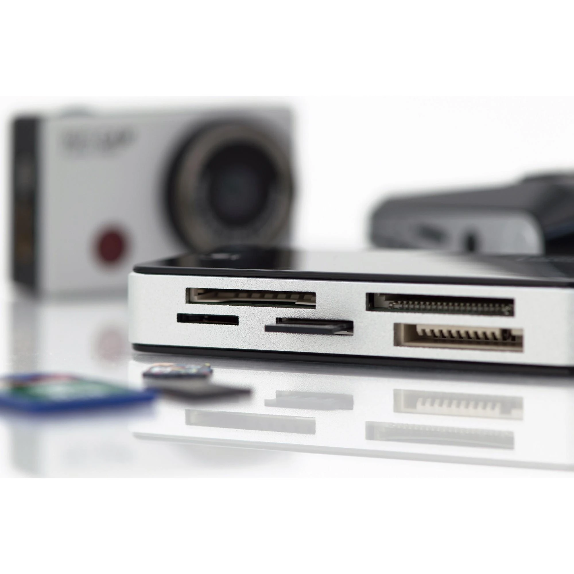 Assmann Electronic DIGITUS USB 3.0 kortelių skaitytuvo palaikymas MS/SD/SDHC/MiniSD/M2/CF/MD/SDXC kortelės 1M USB A jungties laidas