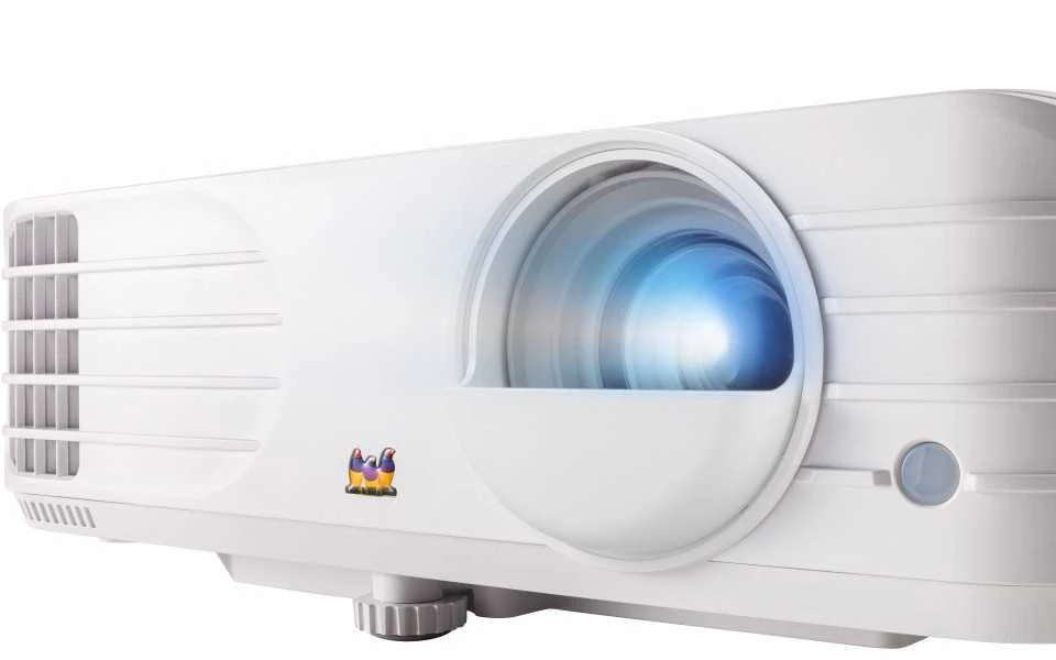 Projektorius ViewSonic 4K UHD (3840x2160), 3200AL, 12 000:1 kontrastas, SuperColor technologija, HDR/HLG, suderinama su 3D, TR1.5-1.65, 1.1x priartinimas, 27dB triukšmo lygis (Eco), 5ms įvesties delsa