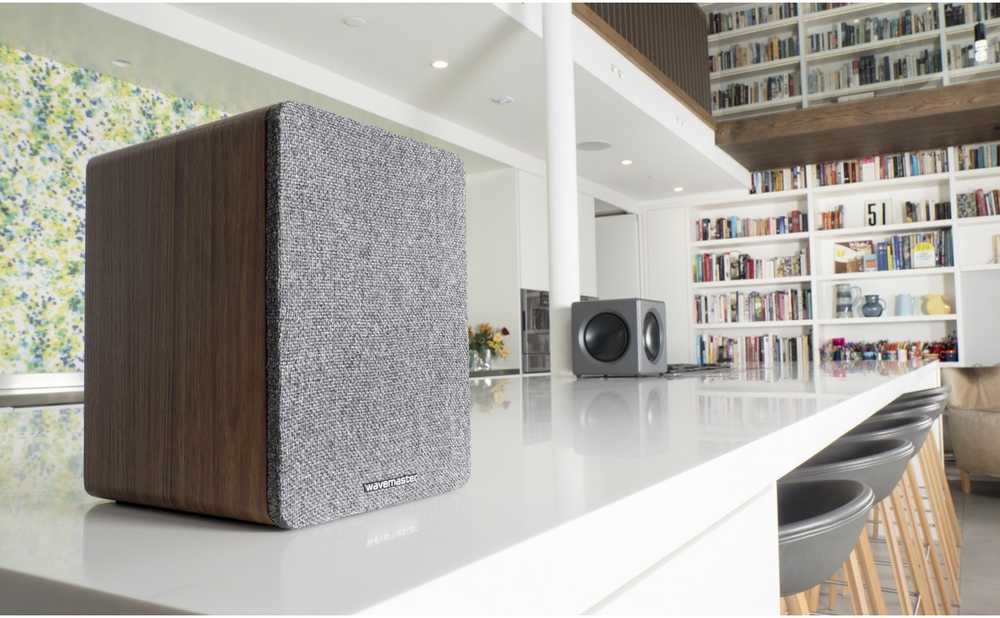 Kompiuterio kolonėlės Kolumna Wavemaster BASE 2.0 Bluetooth wood/pilka retail