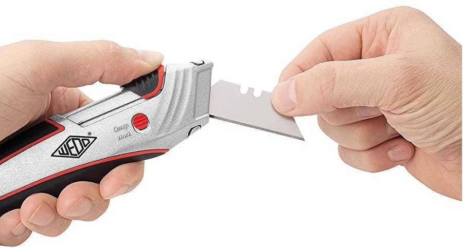 WEDO Cutter Safety Profi su 5 pakaitiniais ašmenimis, juodos spalvos