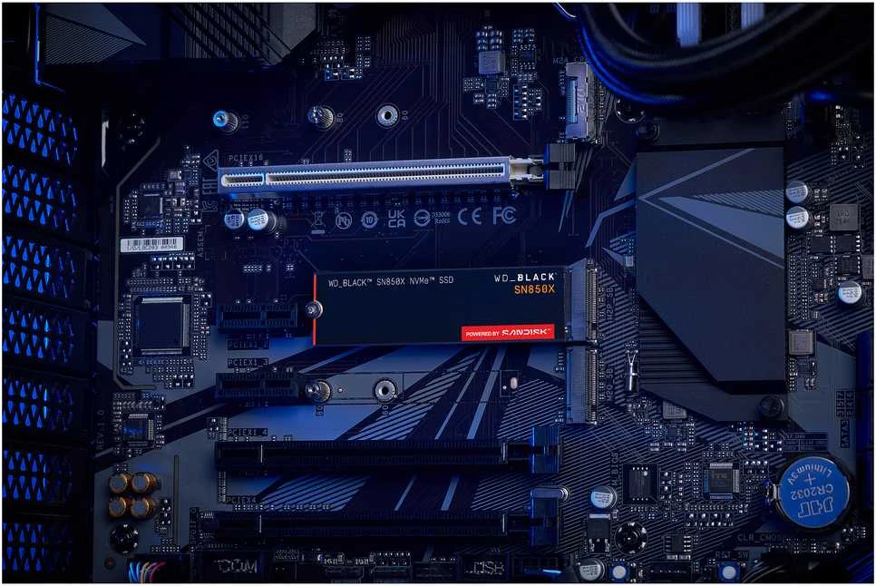 Western Digital WD Juodas 4TB SN850X NVMe SSD diskas, itin greitas, PCIe Gen4 x4, M.2, vidinis, su „SANDISK“ procesoriumi