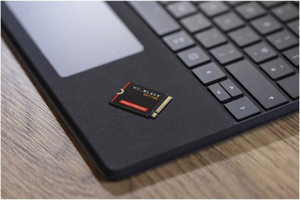 WD Juodas SN770M 1TB M.2 2230 NVMe SSD POWERED BY SANDISK