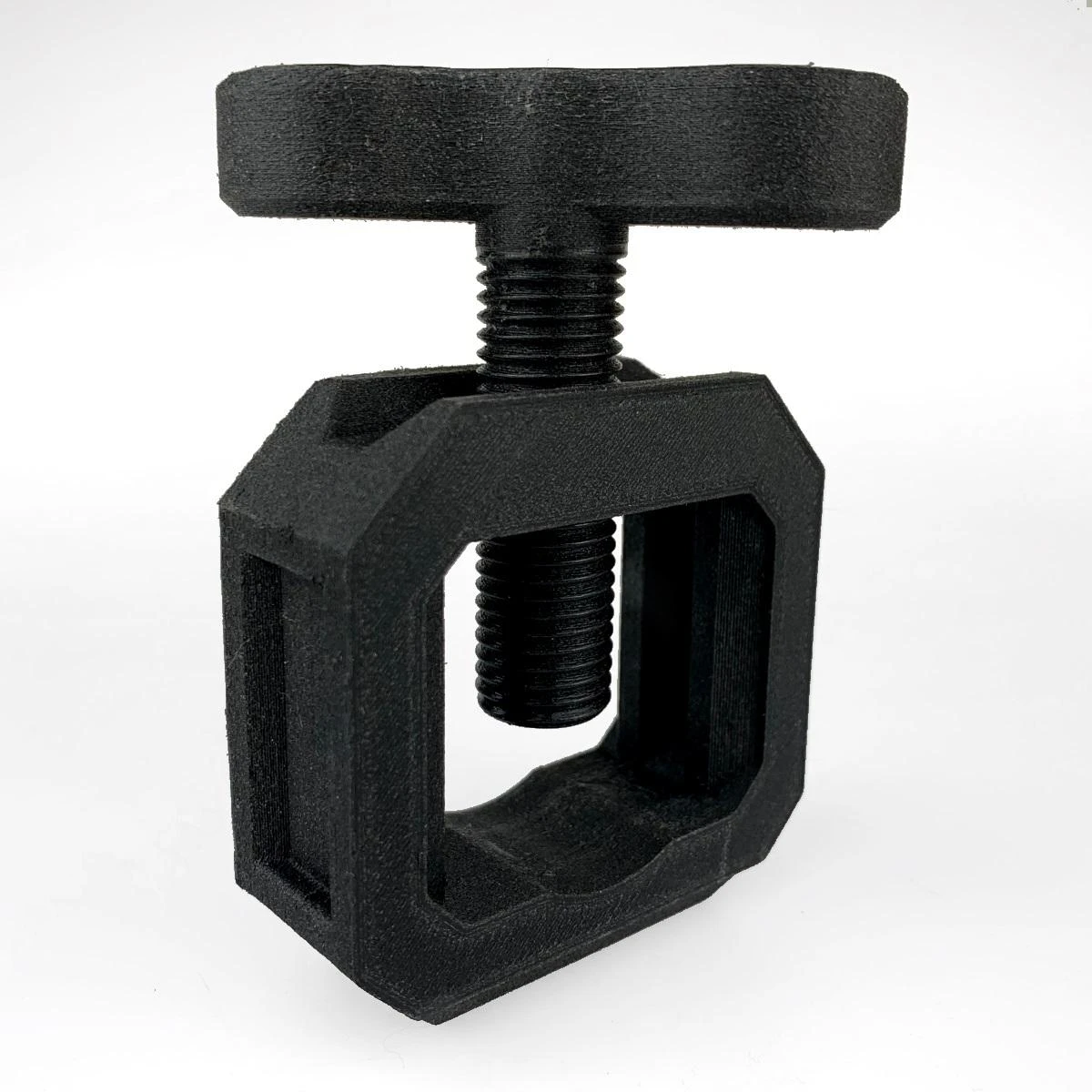 3D plastikas Fiberlogy Nylon PA12 + GF15 1.75mm 0.5kg – Juodas