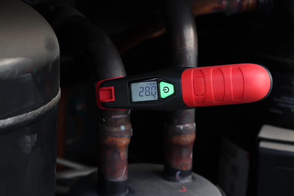 Bevielis temperatūros jutiklis (replės) -50 ~150℃, Bluetooth, UNI-T