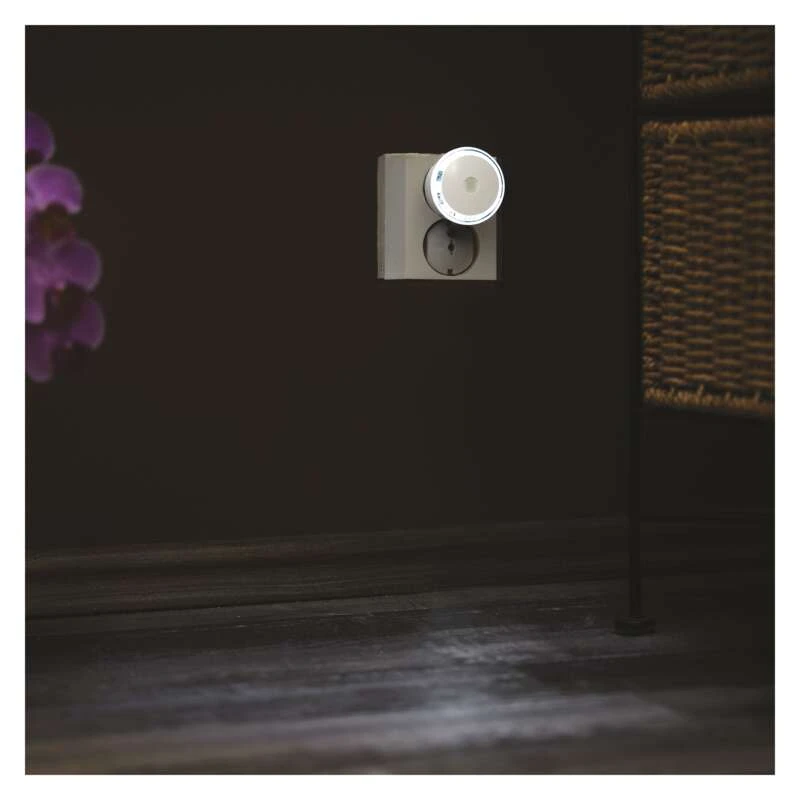 LED naktinė lemputė P3306, 230V AC, su optiniu jutikliu, EMOS aprašymas - Prekės nuotrauka