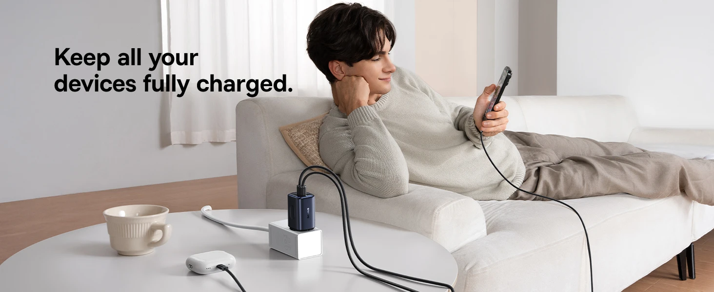 Baseus Sieninis įkroviklis PicoGo AE11 67W USB-A + 2xUSB-C QC PD, juodas aprašymas - Prekės nuotrauka