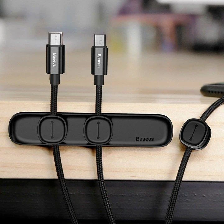 Kabelių laikiklis klijuojamas su magnetiniais 3 kabelių adapteriais juodas BASEUS