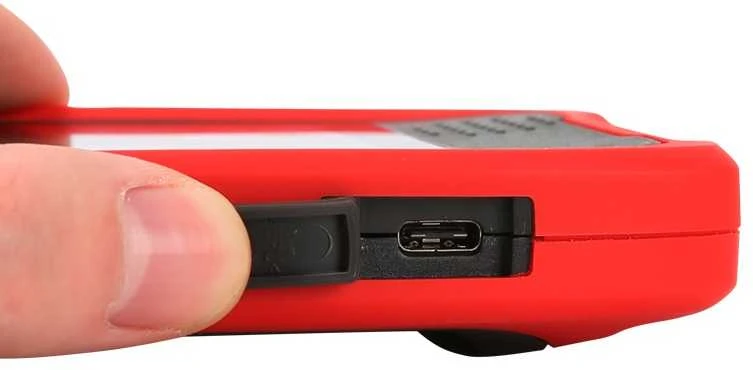 Kišeninis termovizorius, 256x192, -20~550C, 25Hz, 3.5 liečiamas LCD, UNI-T