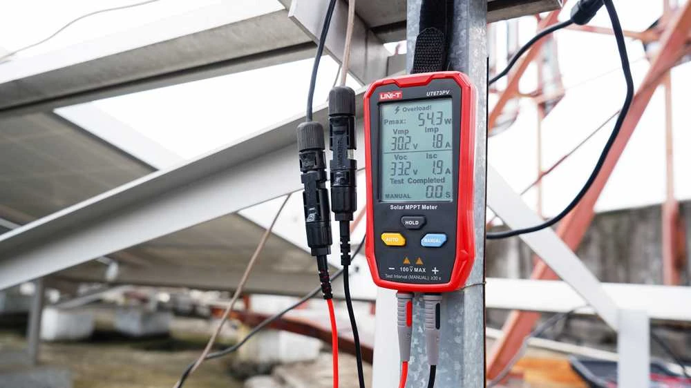 MPPT testeris, 5-800W, 0-35A, 12-60VDC, rankinis/auto režimas, UNI-T
