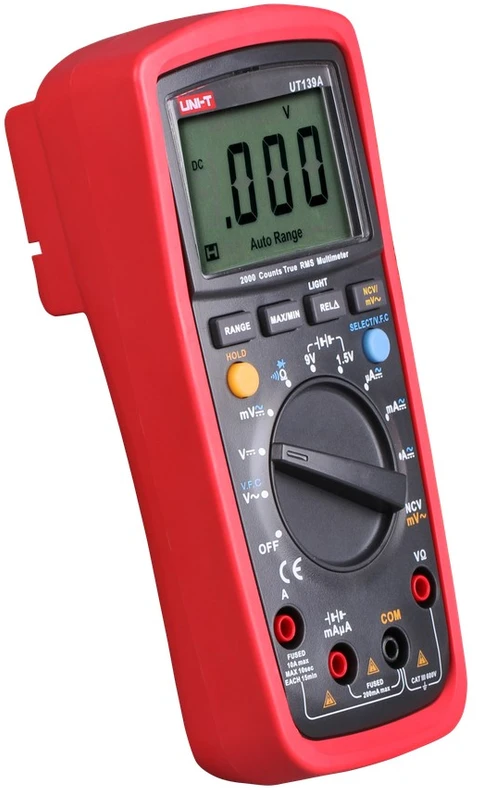 Universalus multimetras UNI-T UT139A