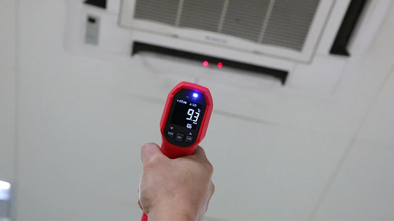 Profesionalus infraraudonųjų spindulių termometras -32°C iki 650°C UT309C UNI-T