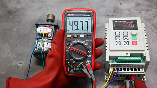 Skaitmeninis multimetras, TRMS, CATIII 600V, 600.0mV-1000V AC/DC, VFD, 600.0µA-10A AC/DC, 60.00MOm, 6000µF, 10MHz, -55C~500C, 6000, UNI-T