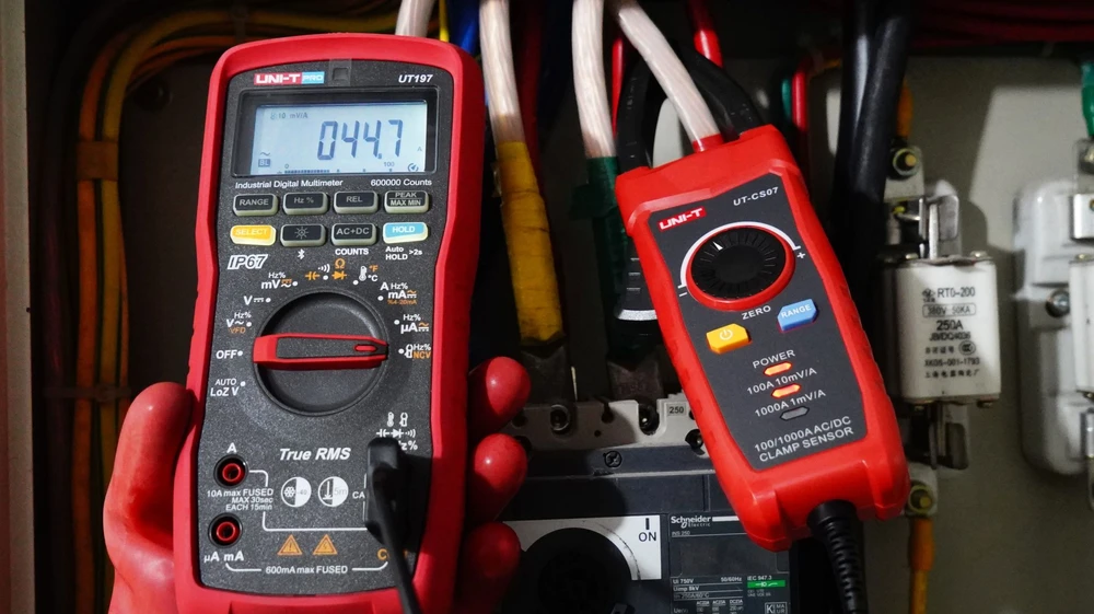 Srovės matavimo replės/jutiklis, tinka UT117C, UT196, UT139C, UT197, UT197PV, 1000A AC/DC , 50 Hz -400 Hz; CAT III 1500V/CAT IV 600V, UNI-T