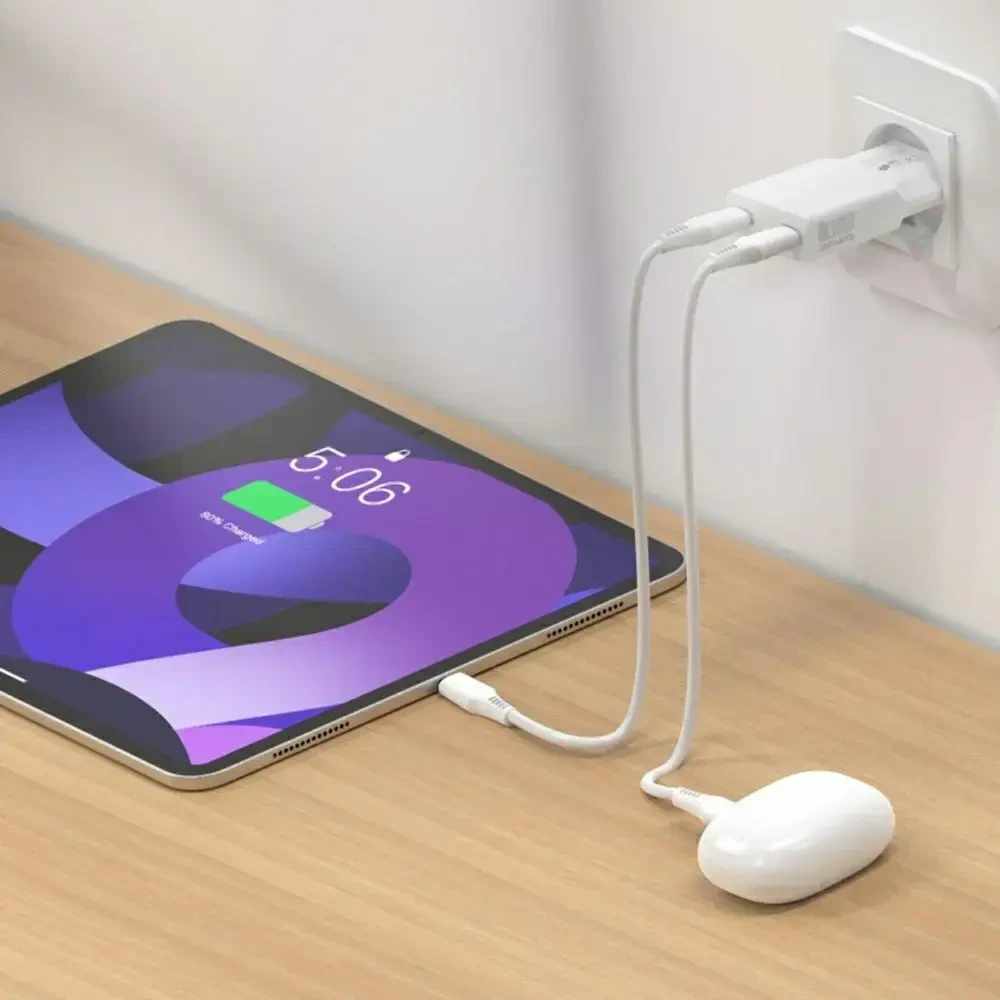 Įkroviklis jungiama į tinklą 4smarts FlatPlug Slim Dual 30W GaN 2xUSB-C balta