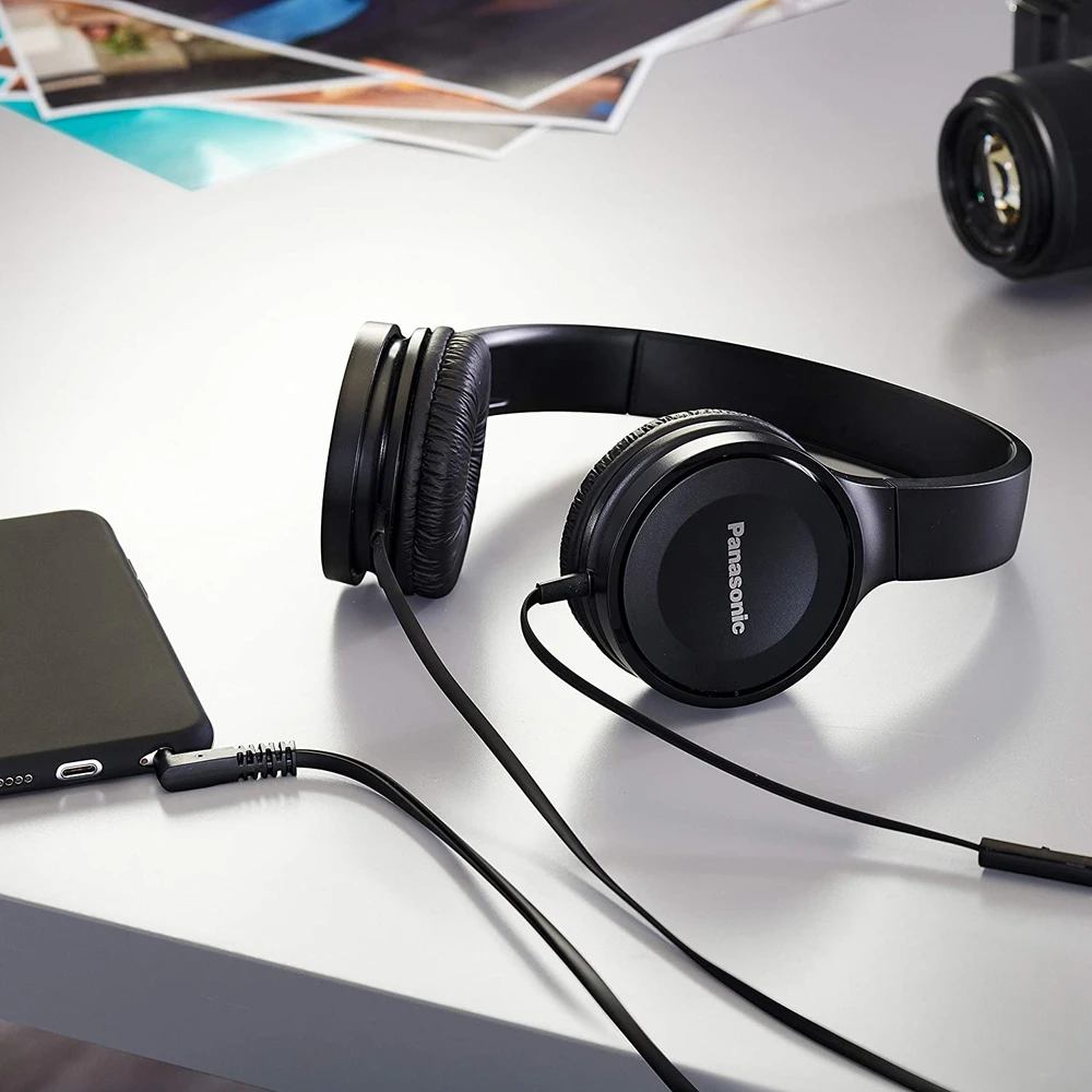 Stereofoninės ausinės su mikrofonu Panasonic RP-HF100ME-K, Juodos