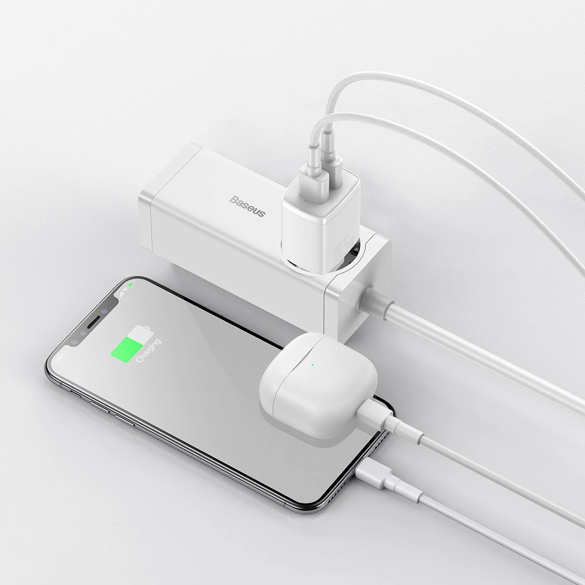 „Baseus“ kompaktiškas greitas įkroviklis, 2x USB, 10,5 W (baltas)