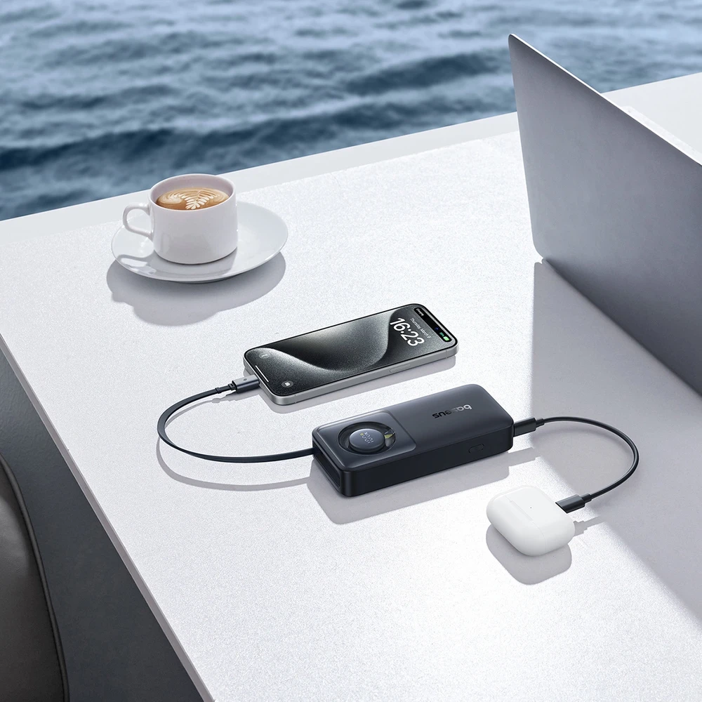 Baseus Free2Pull 10000mAh 30W powerbank su USB-C port and retractable USB-C kabeliu – juodos spalvos