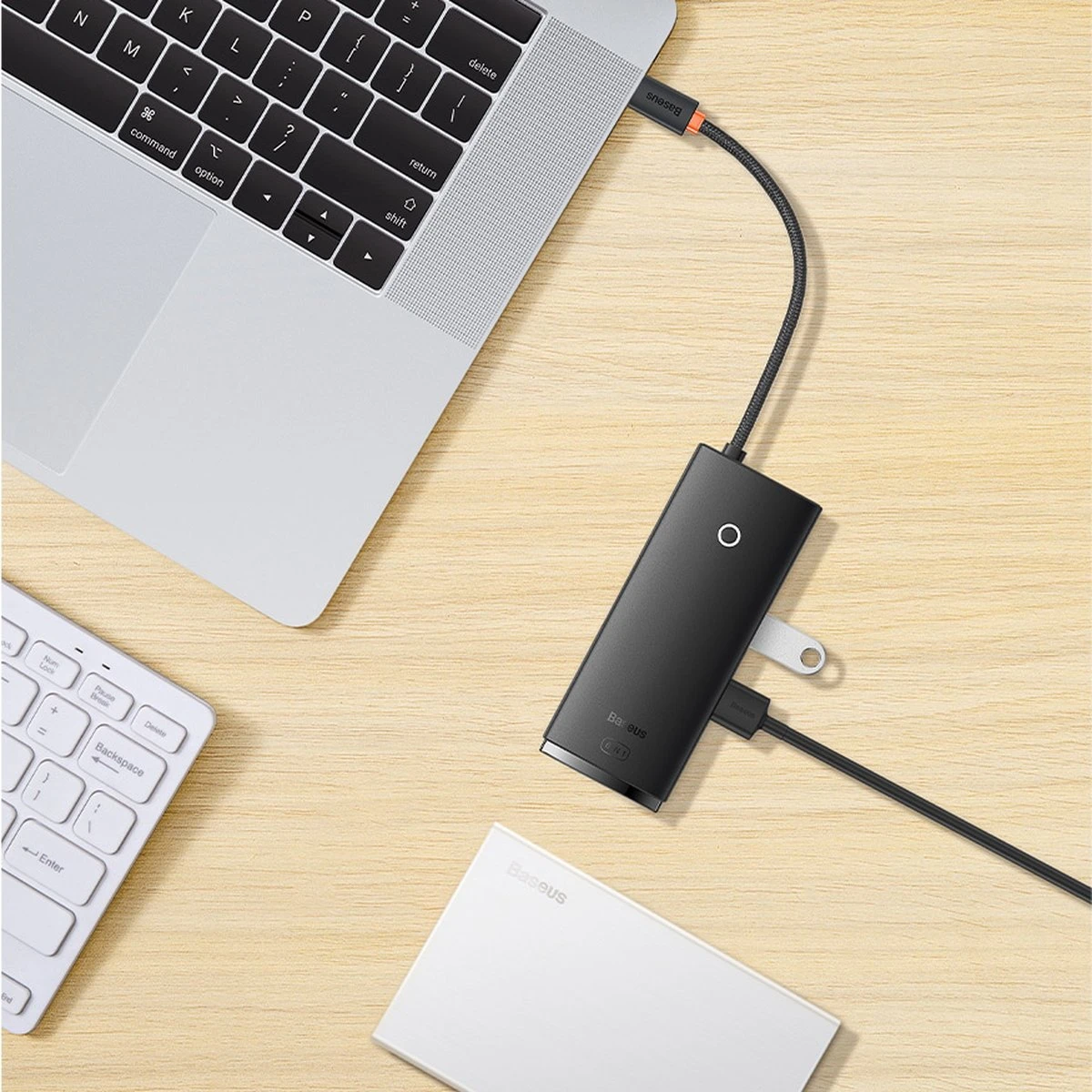 Jungčių stotelė / adapteris USB C kištukas - 2xUSB3.0, HDMI, USB C PD (krovimo), SD/Micro SD lizdai BASEUS