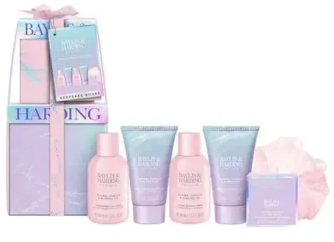 Baylis & Harding Gift Set for Women - Bath & Skincare Present - Jojoba, Vanilla & Almond Oil