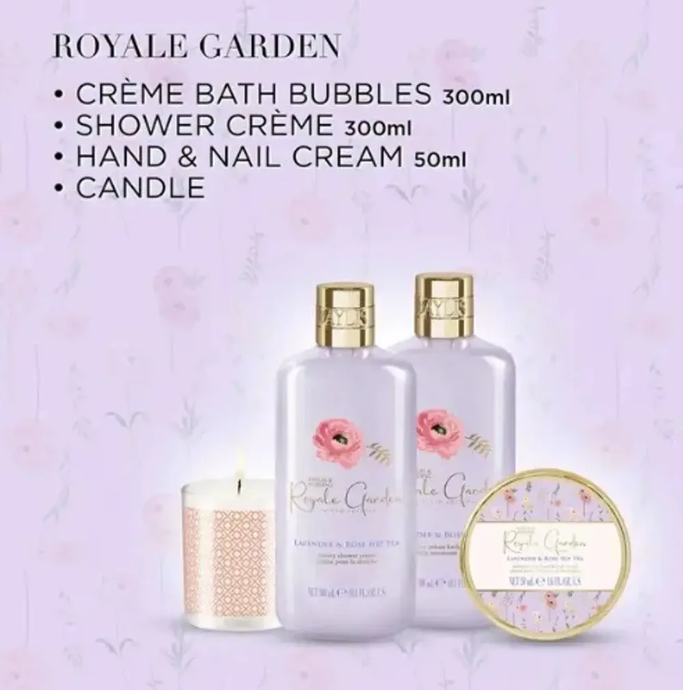 Baylis & Harding Royale Garden Gift Wrapped Candlelit Set in Clear