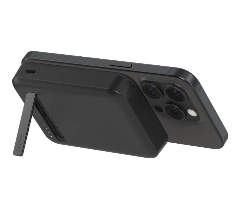 Belkin BoostCharge Pro 8000 mAh Wireless charging Juodas