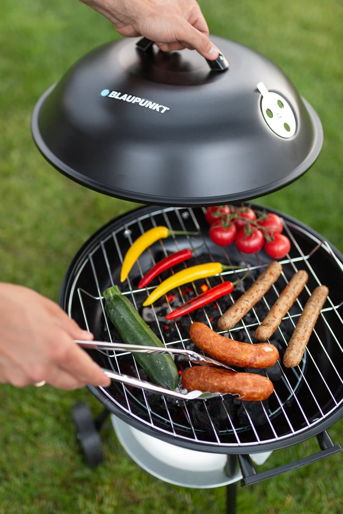 Circular grill with lid Blaupunkt GC301, juodas