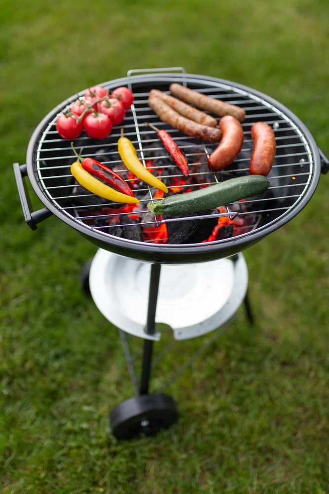 Circular grill with lid Blaupunkt GC301, juodas