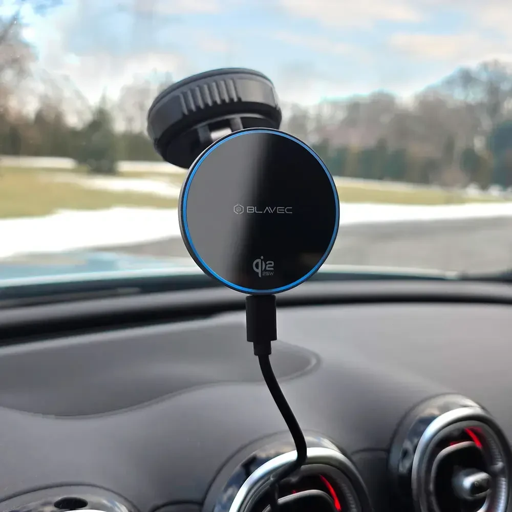 Blavec automibilinis laikiklis su belaidžiu įkrovimu BHC-02 Qi2.2 25W (BHC02-QI2PMWIB) juodos spalvos