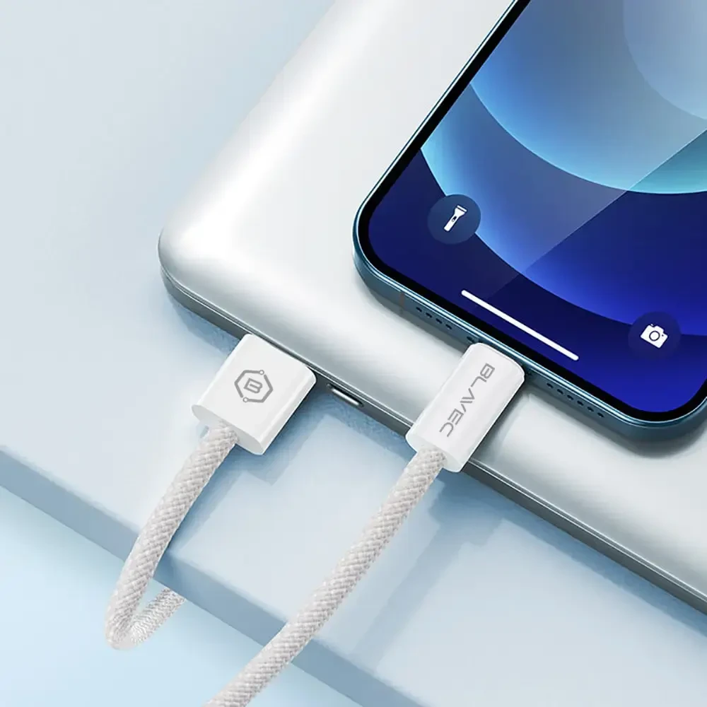Blavec kabelis Candy pintas – C tipo į Lightning – PD 20W 2,4A 1 metras Apple CarPlay (CCA-CL24W10) baltas