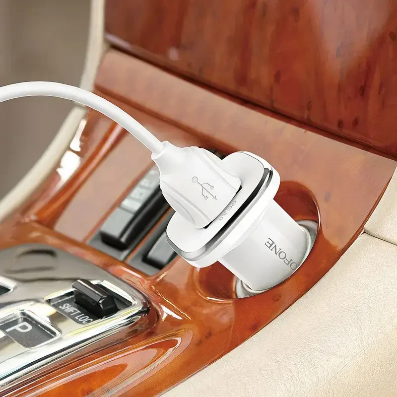 Automobilinis įkroviklis Borofone BZ12A Quick Charge 3.0 (3.0A) baltas