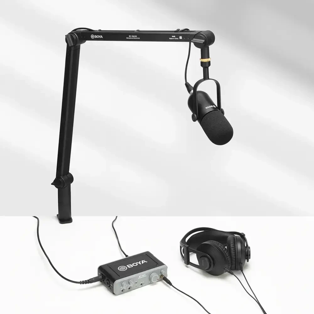 BOYA BY-DM500 Cardioid XLR Dynamic Microphone for Podcasts - Juodas