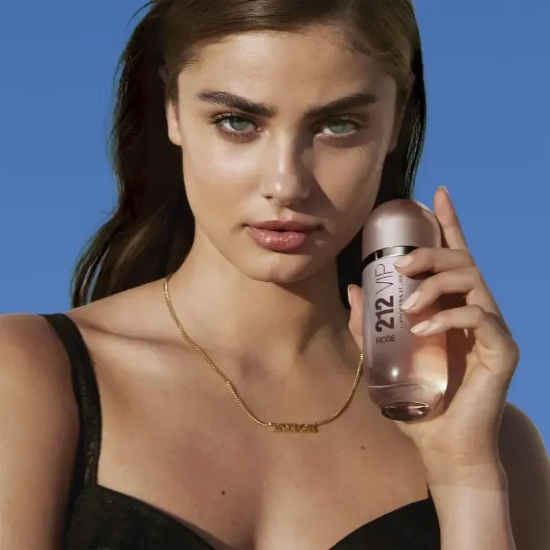 Carolina Herrera 212 Vip Rosé EDP Purškiklis, 80 ml