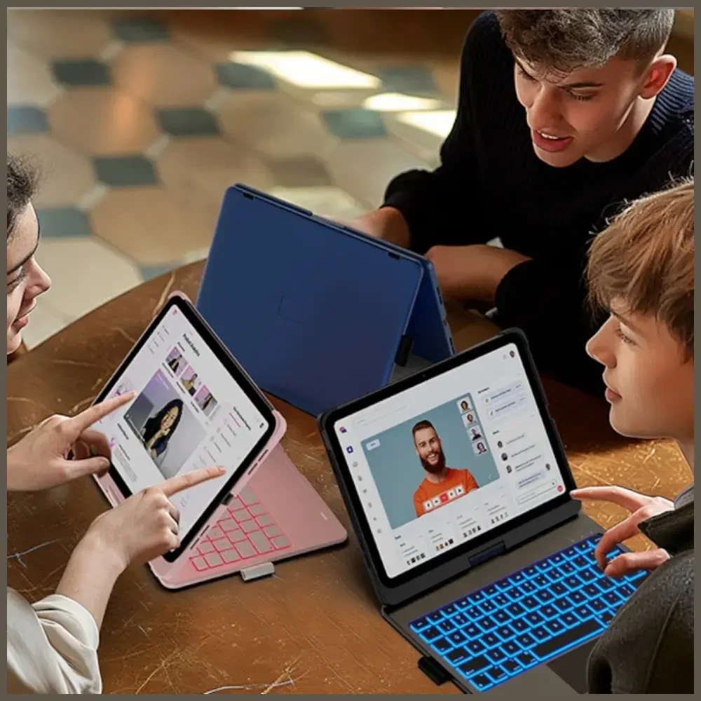 „Typecase Flexbook Touch“ dėklas, skirtas „iPad Air 13“ (M2 2024 / M3 2025 / M4 2026), juodas