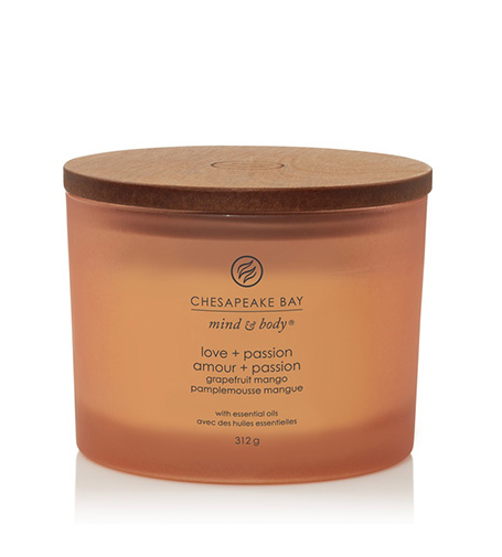 Chesapeake Bay Candle 3 dagčių žvakė – Love & Passion (Grapefruit Mango)