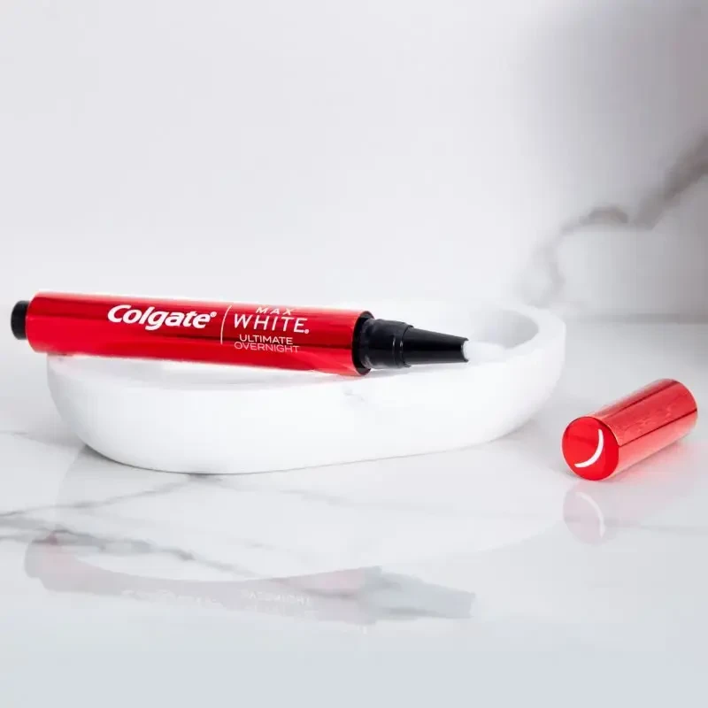 „Colgate Max Baltas Ultimate“ dantų balinimo pieštukas (balinamasis serumas) 2,5 ml