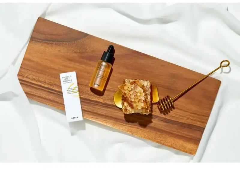 COSRX Propolis Light Ampoule veido serumas su propolio ekstraktu, 30 ml