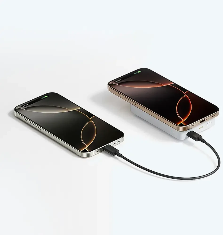 Cuktech WPB100N 20W 10000mAh magnetinė išorinė baterija su stovu – balta